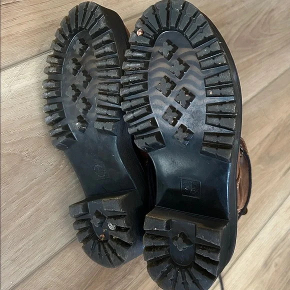 Dr Marten Leona lace up combat boots size 5 - Picture 9 of 9